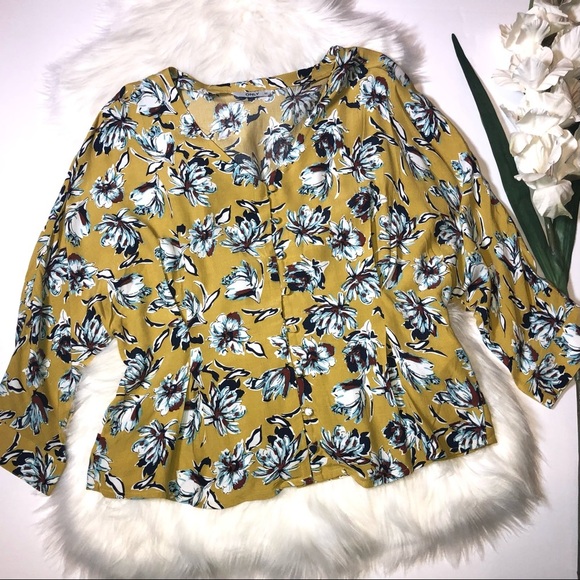 Only Mustard & Navy floral top - Picture 2 of 12